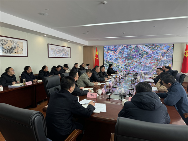 2月8日，縣委主要負(fù)責(zé)同志調(diào)研富豐新城片區(qū)項(xiàng)目建設(shè)并召開(kāi)征遷工作座談會(huì)（縣委書(shū)記汪凱，縣人大常委會(huì)副主任、縣委辦主任江勇民 ，縣政協(xié)副主席、縣發(fā)改委主任張冬春，縣科商工信局局長(zhǎng)汪璟峰，縣人社局局長(zhǎng)朱曉明 ）.jpg
